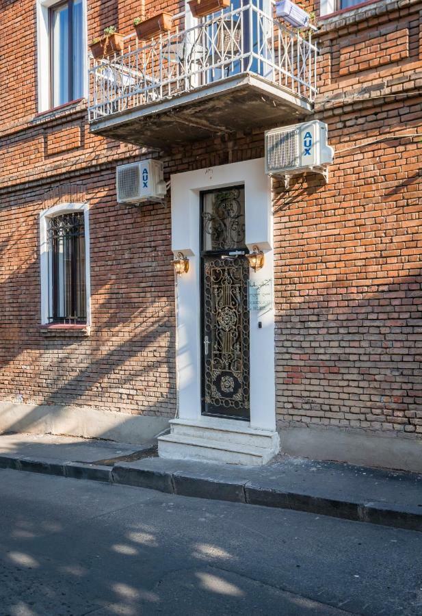 Golden Light Hotel Tbilisi Ngoại thất bức ảnh