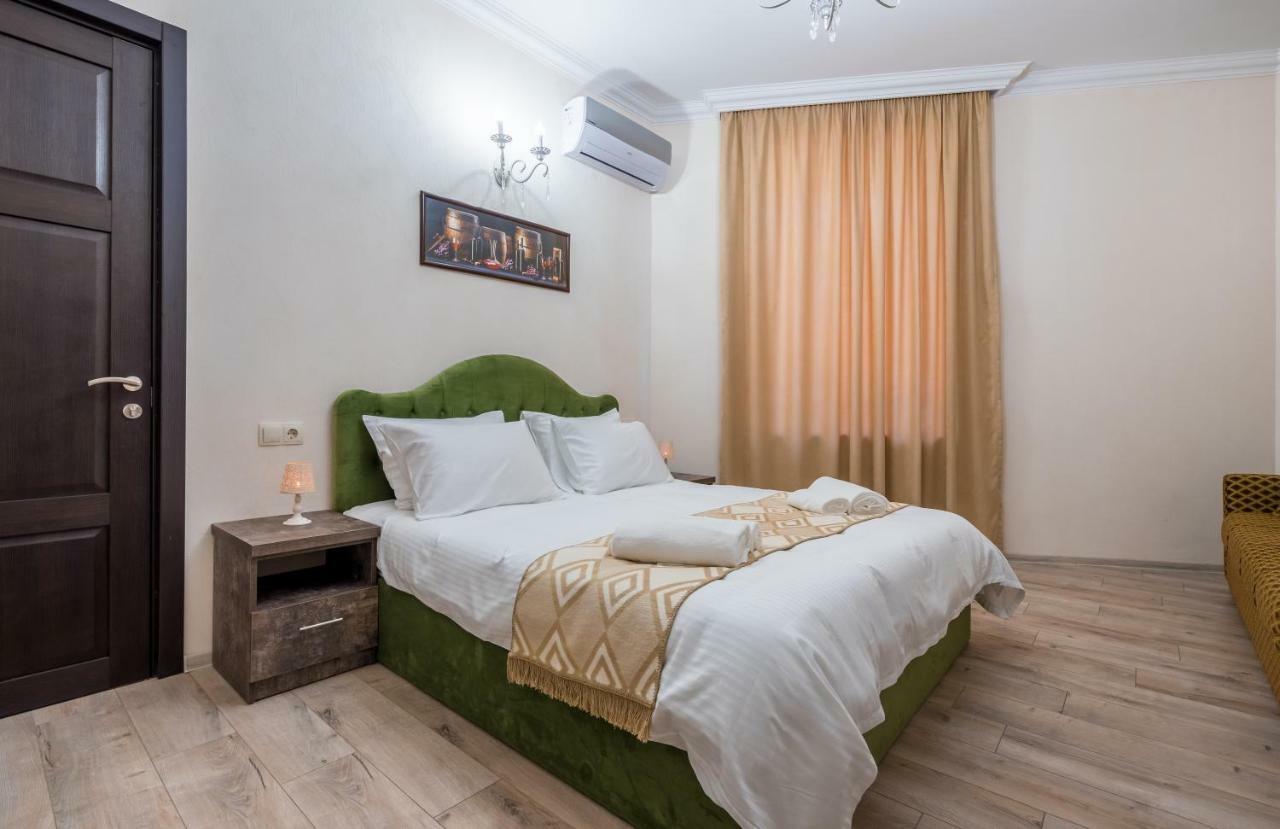 Golden Light Hotel Tbilisi Ngoại thất bức ảnh