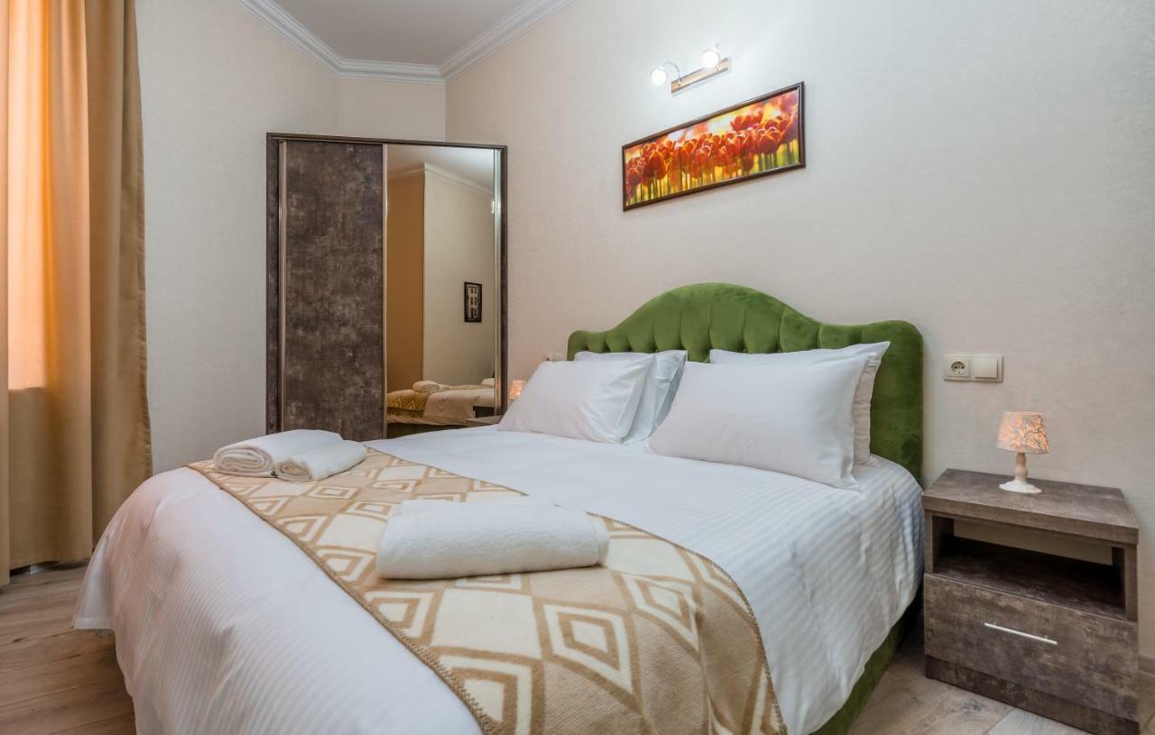 Golden Light Hotel Tbilisi Ngoại thất bức ảnh