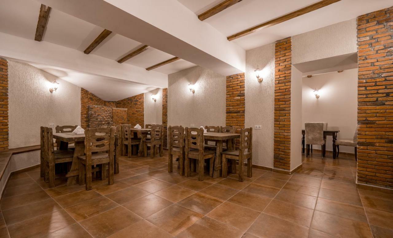 Golden Light Hotel Tbilisi Ngoại thất bức ảnh