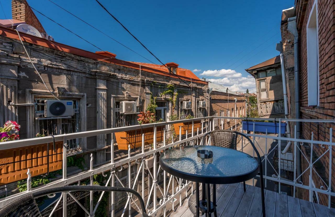 Golden Light Hotel Tbilisi Ngoại thất bức ảnh