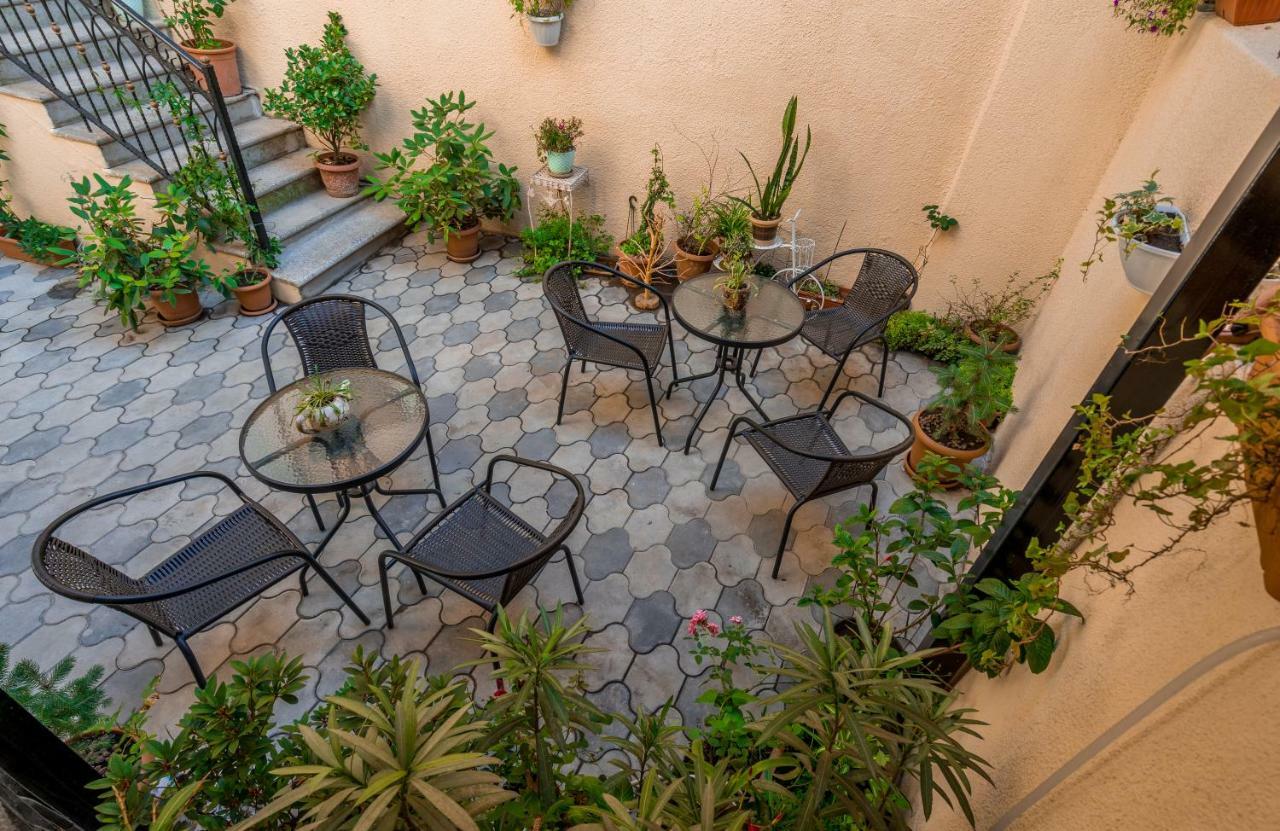 Golden Light Hotel Tbilisi Ngoại thất bức ảnh